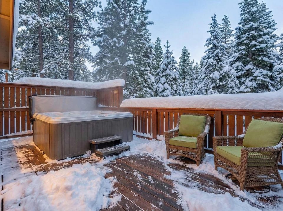 Modern 3BR Tahoe Cabin with Hot Tub Cabin in Tahoe City