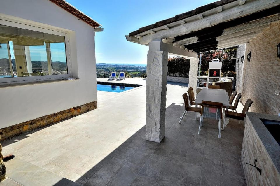 Patio, View (from property/room), Dining area