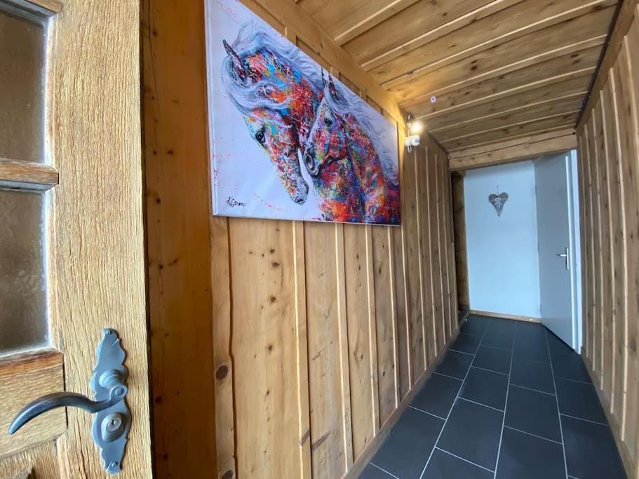 Wohnen mit Blick auf Eiger - ehemaliges Bauernhaus - 2 Schlafzimmer Apartment in Fribourg, Switzerland