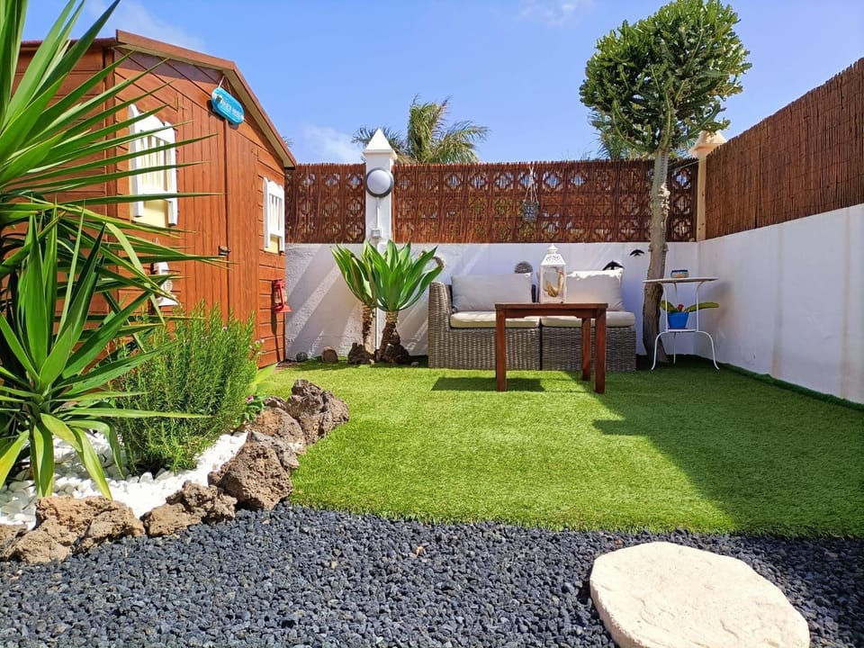 Garden, Balcony/Terrace