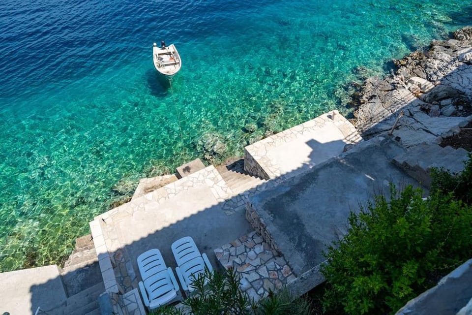 By the sea Apartment in Dubrovnik-Neretva County