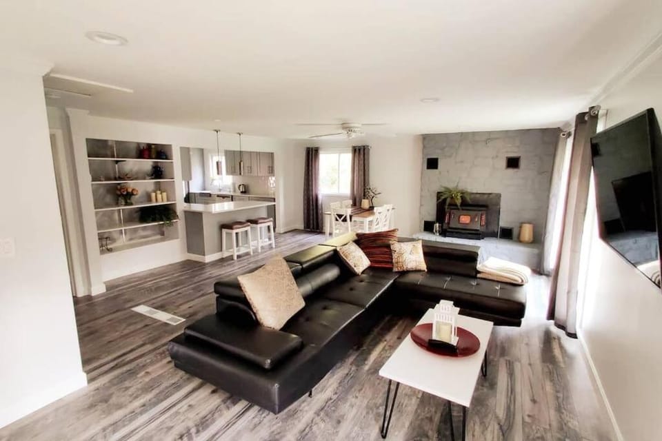 TV and multimedia, Living room