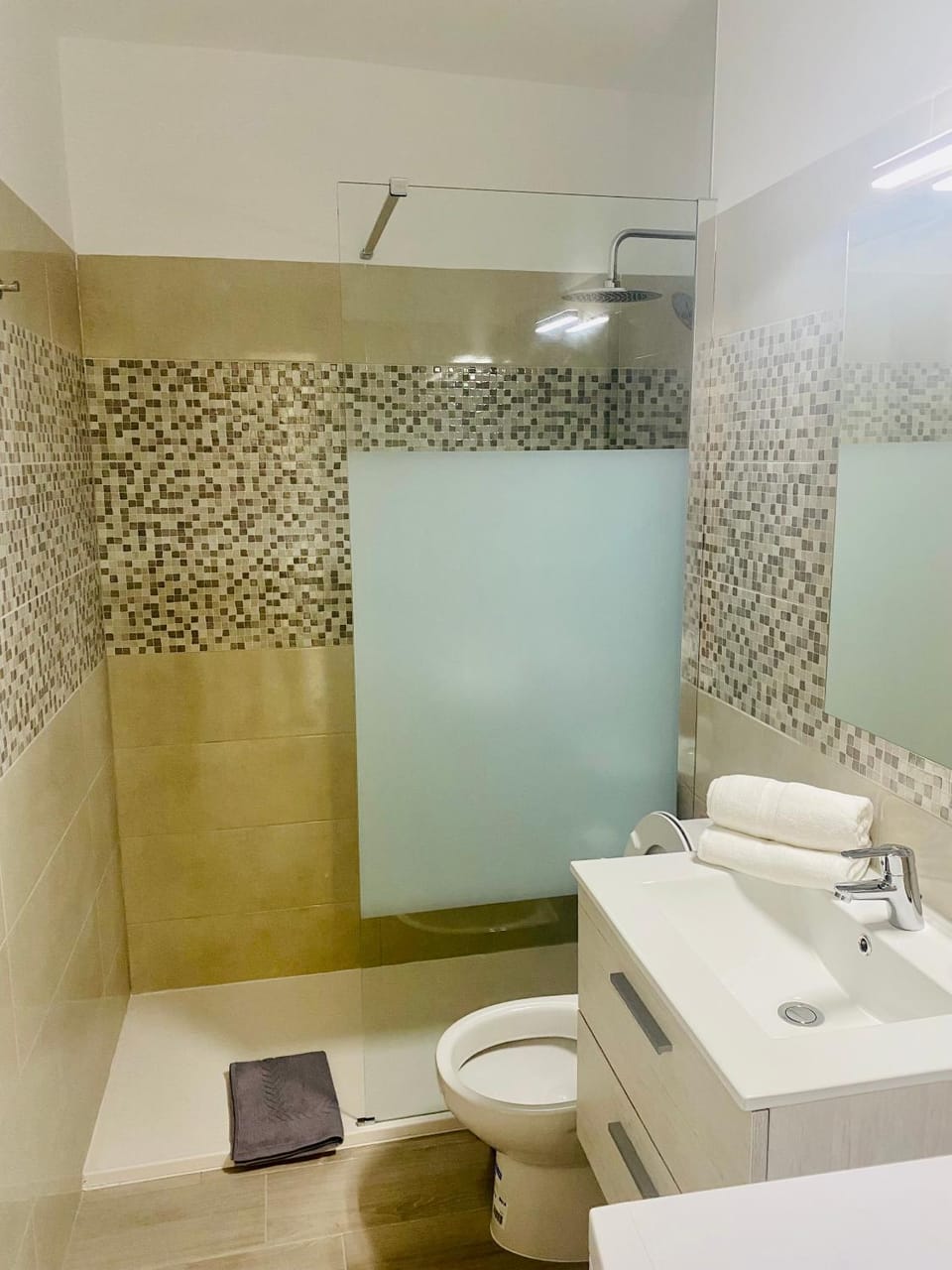 Shower, Bathroom