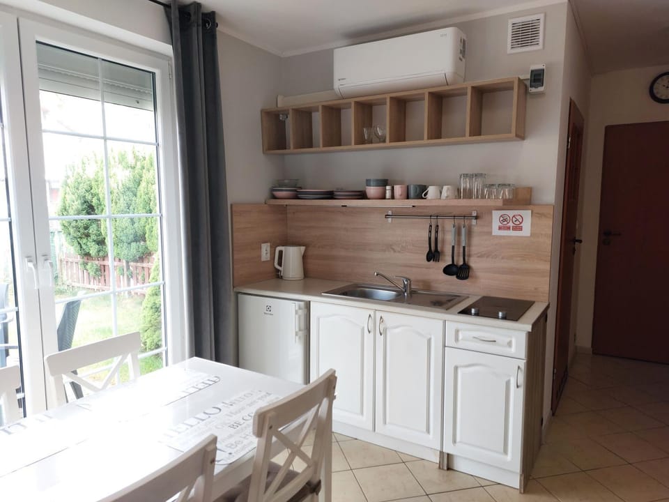 Balcony/Terrace, Kitchen or kitchenette, Dining area