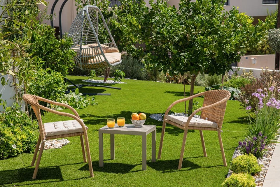 Garden, Garden view