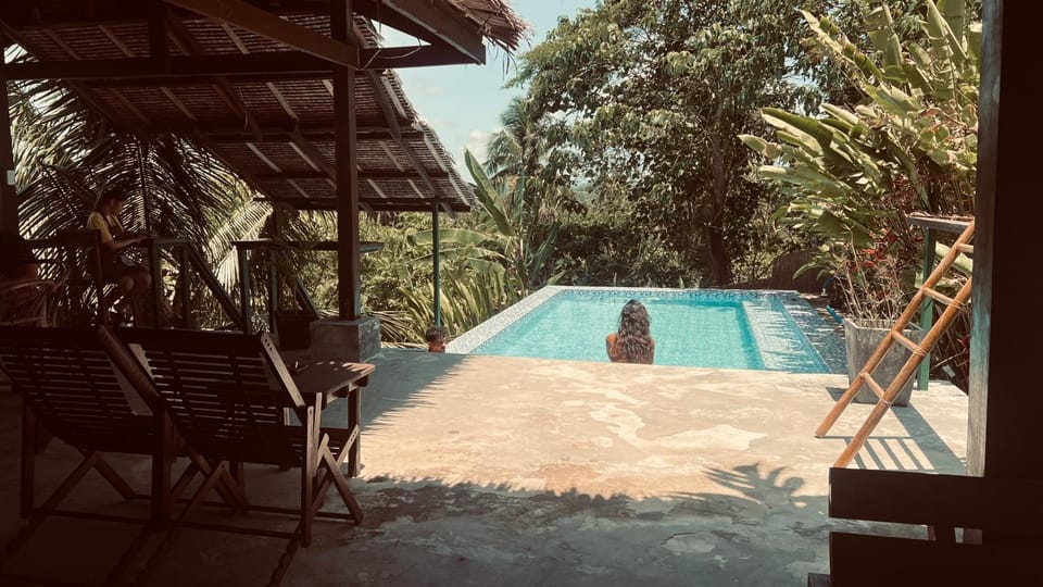 Restaurant/places to eat, Swimming pool, sunbed