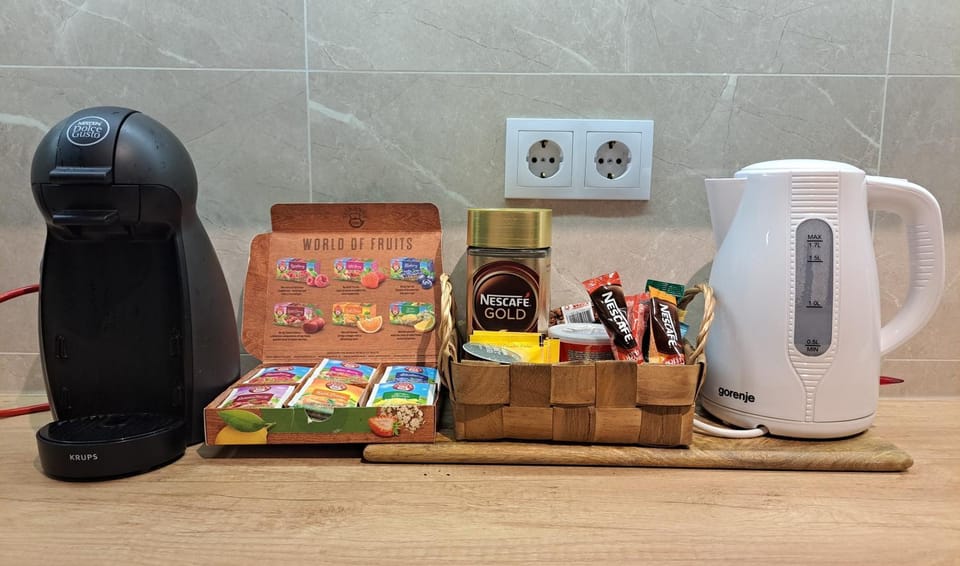 Coffee/tea facilities, Kitchen or kitchenette