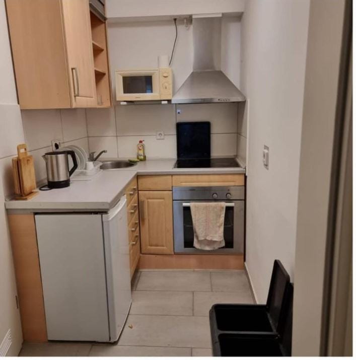 Kitchen or kitchenette, stove
