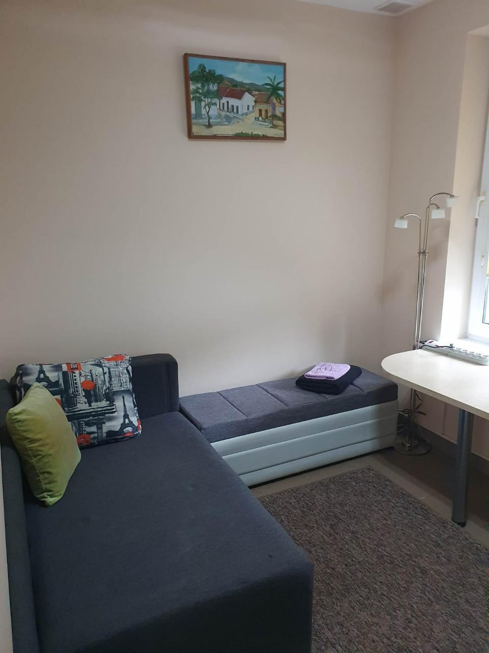 Bed, Living room, Bedroom