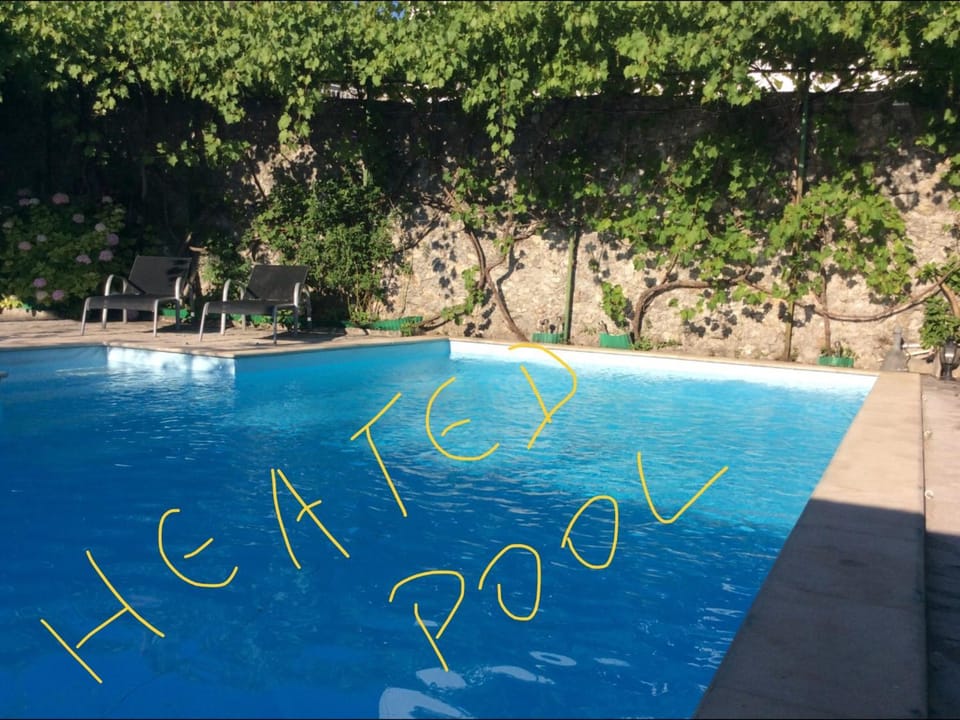 Lovely house with swimming pool Apartment in Mostar