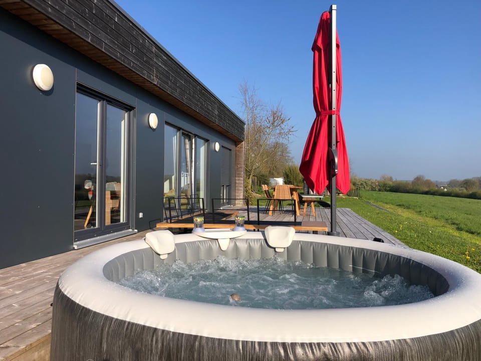 Natural landscape, Hot Tub