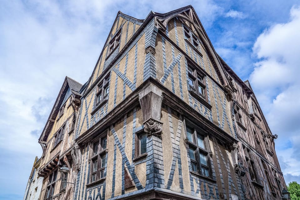 Property building, Landmark view