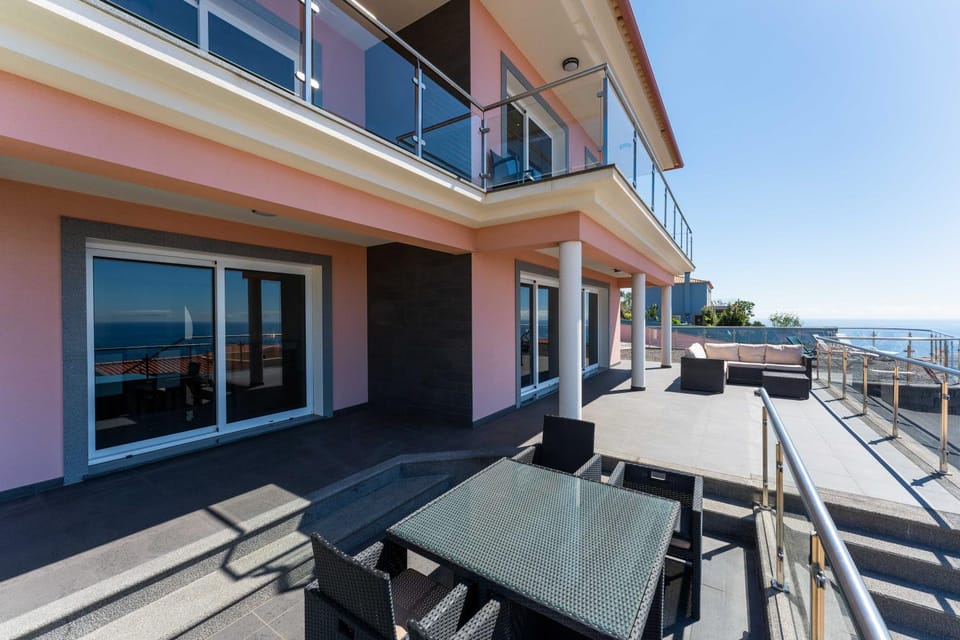 FLH Funchal House with Sea View House in Funchal