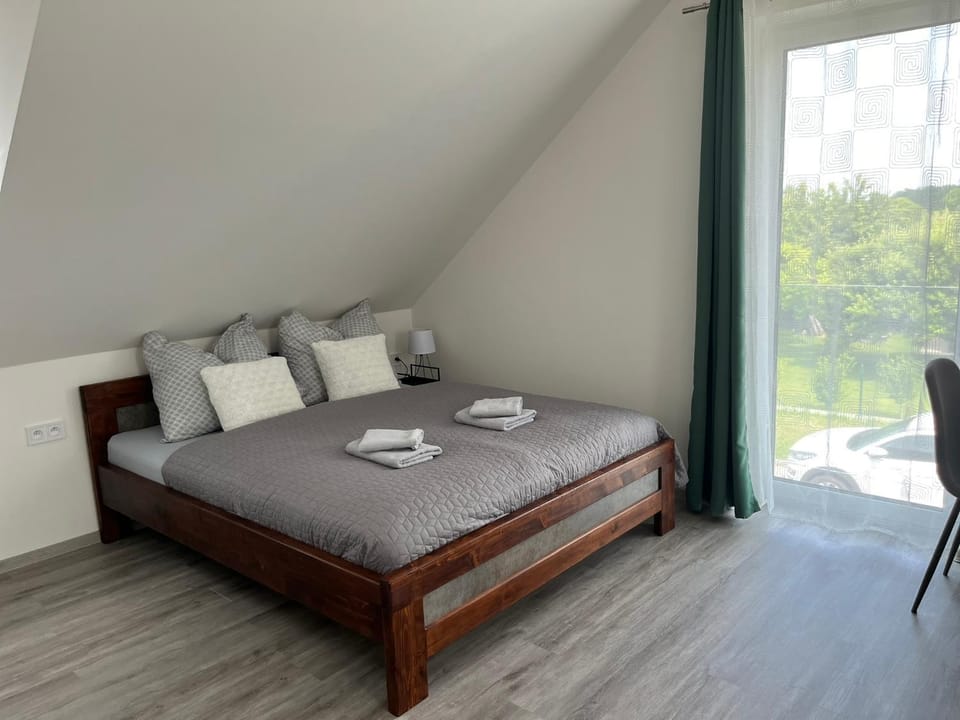 Bed, City view