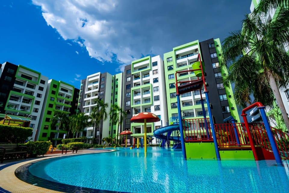 Property building, Communal lounge/ TV room, Day, Children play ground, Aqua park, Evening entertainment, Pool view, Swimming pool, sunbed