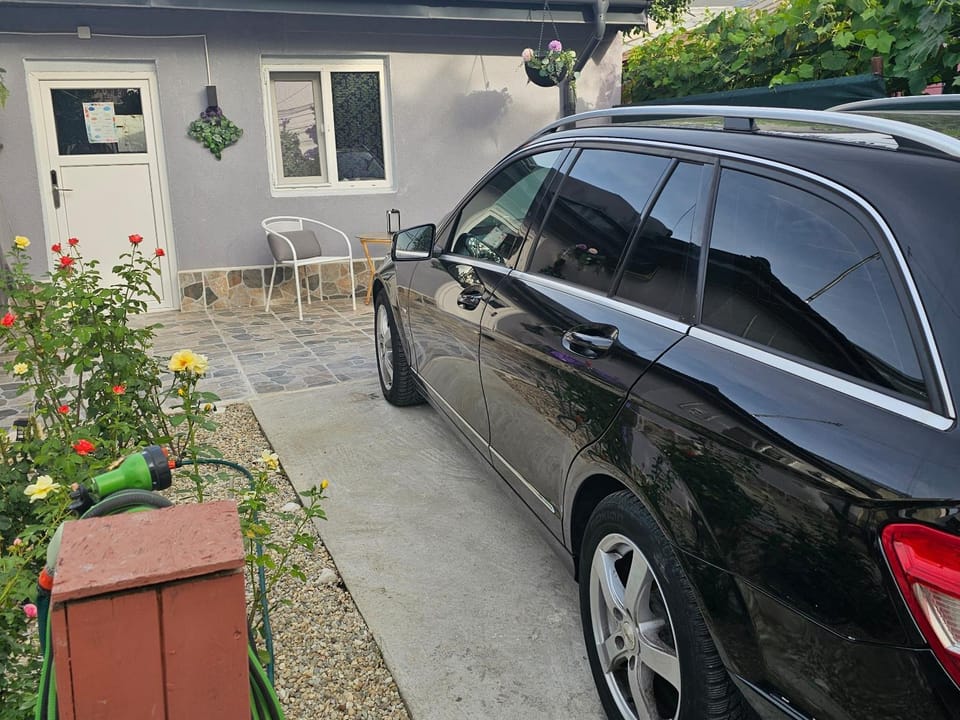 Day, Parking