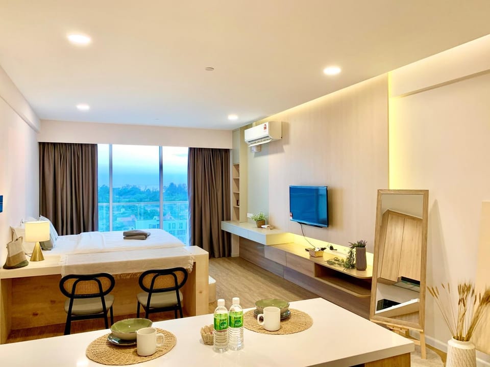 Bed, TV and multimedia, Living room, hair dresser