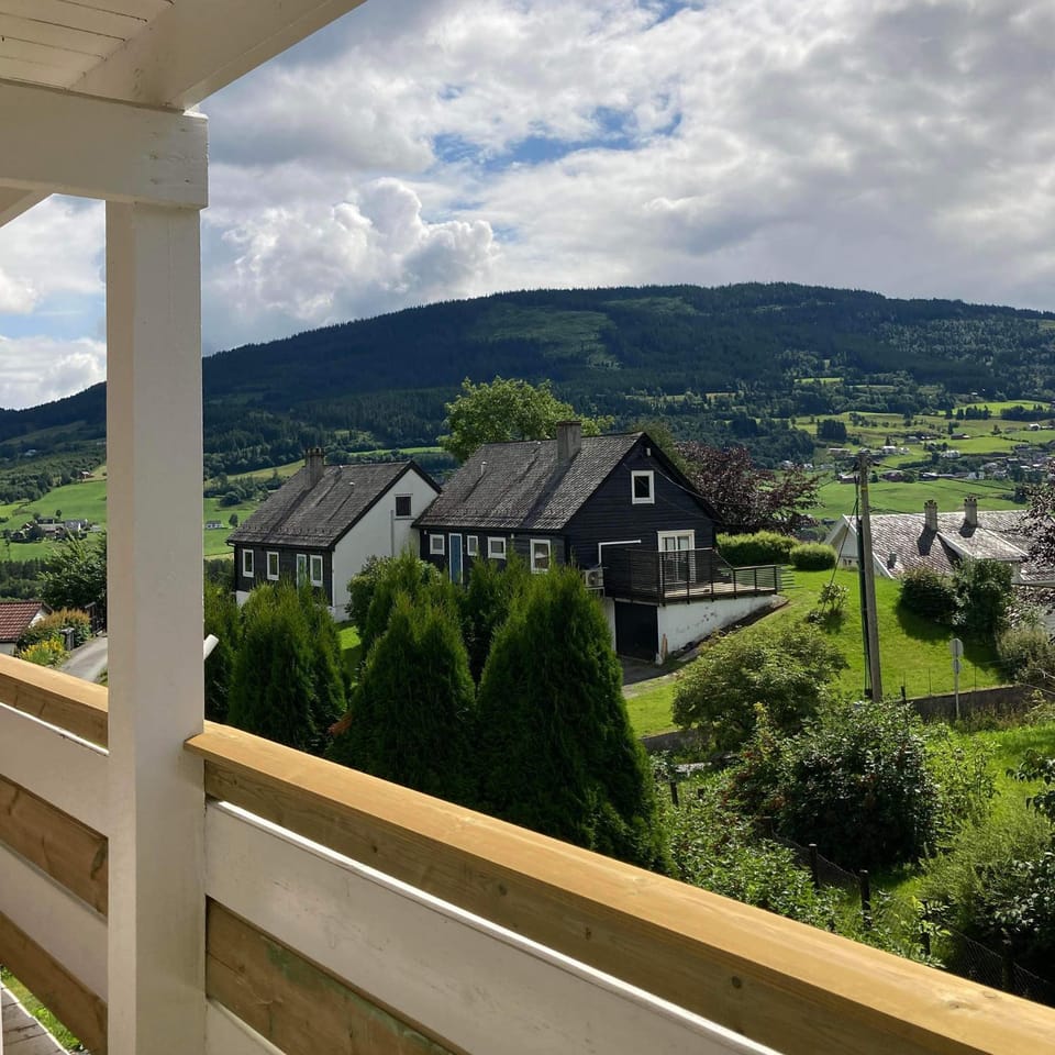 Neighbourhood, Garden, Garden view