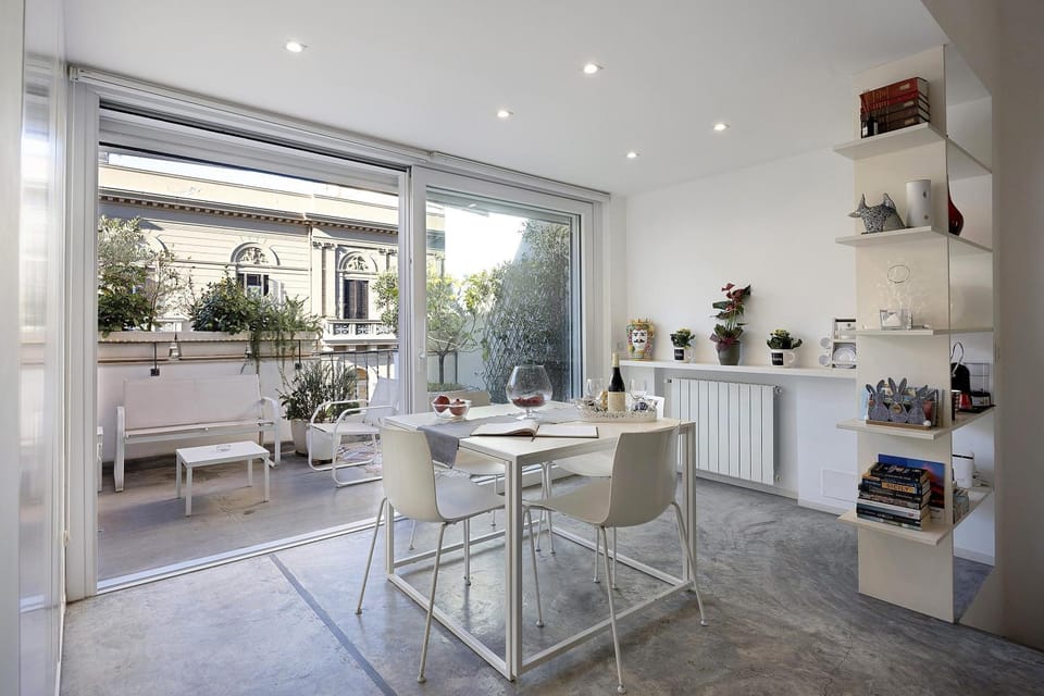 Property building, Kitchen or kitchenette, Living room