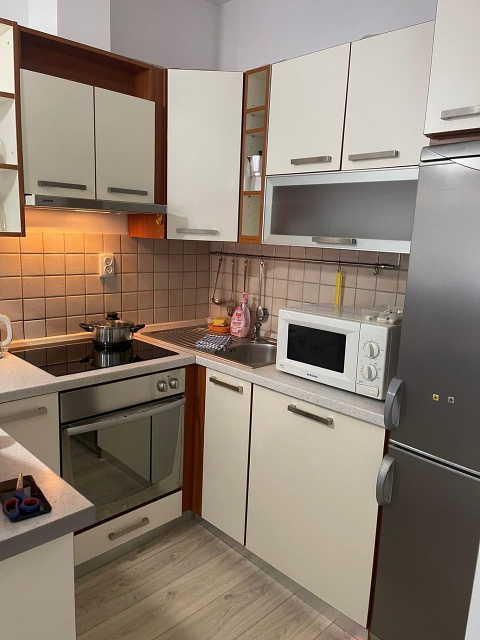 Coffee/tea facilities, Kitchen or kitchenette, dishwasher, minibar, pet friendly, stove