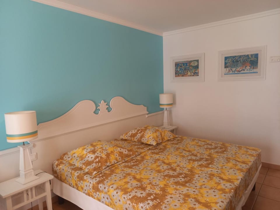 Appartements VUE MER et PARC Apartment in Sainte-Luce