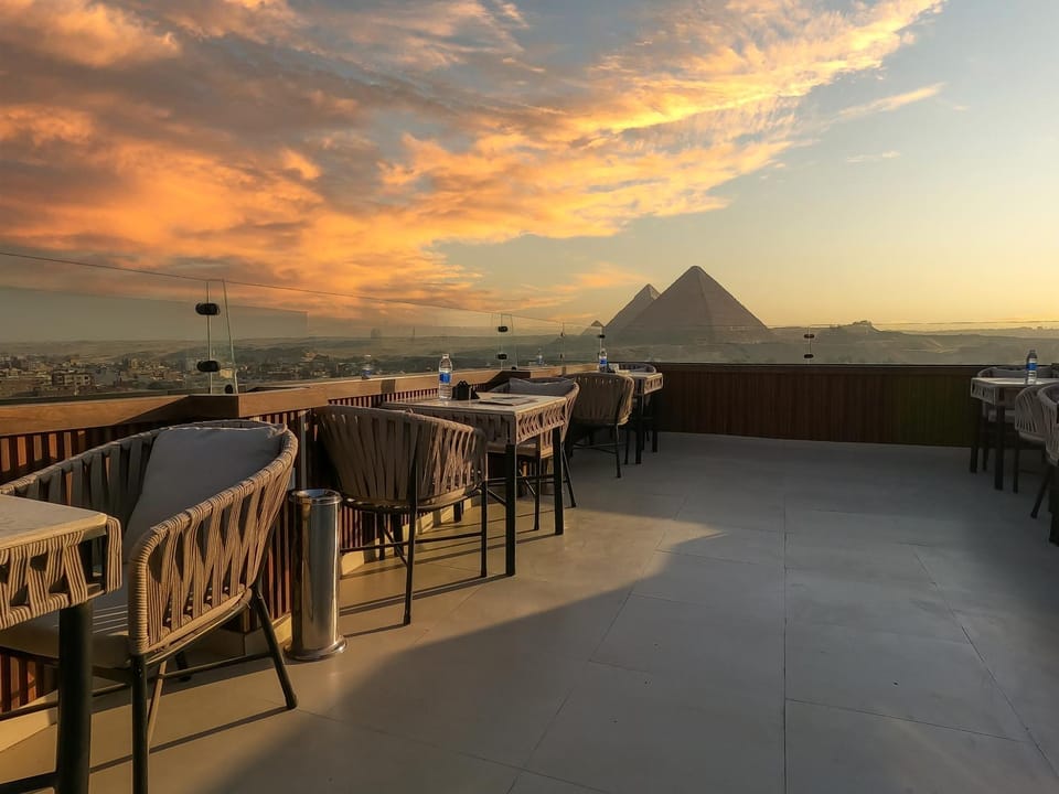 Nearby landmark, Day, Natural landscape, View (from property/room), Balcony/Terrace, Mountain view, Sunrise, Sunset