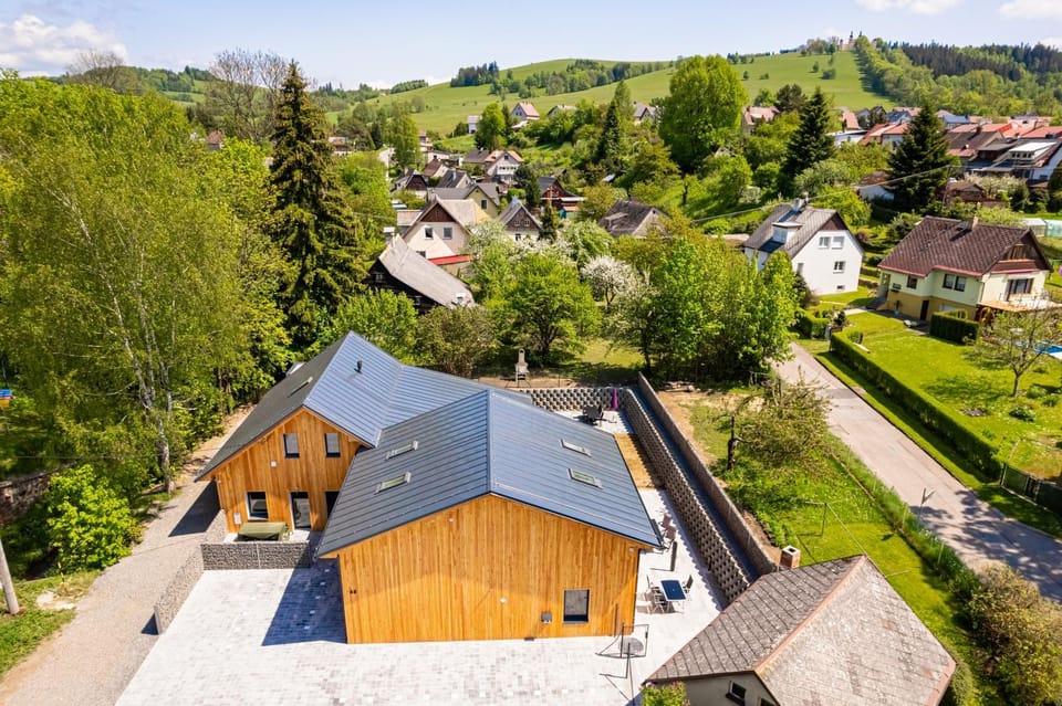 Property building, Bird's eye view