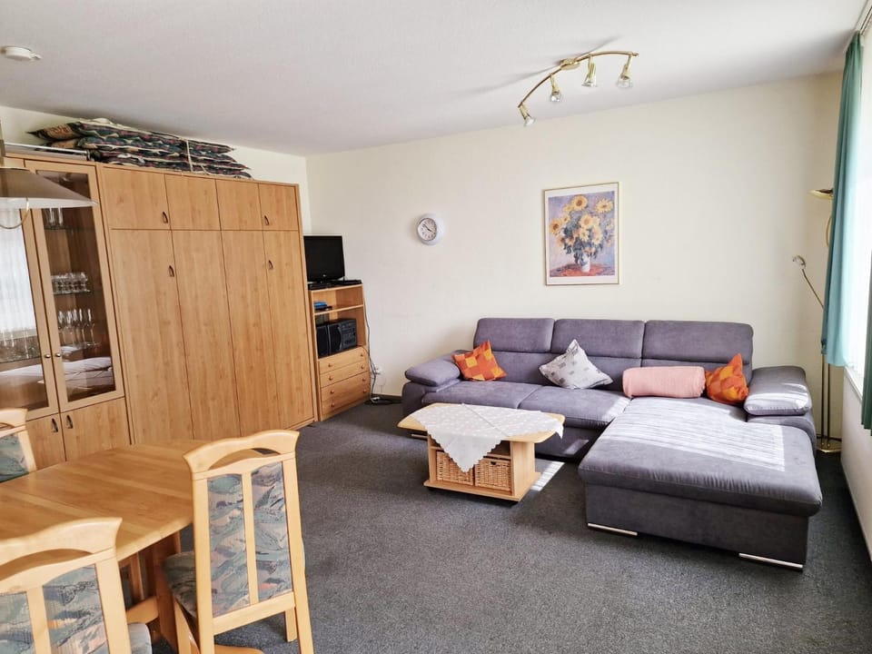 Apartment "Steuermann" hundefreundlich mit Südbalkon Sauna und Parkplatz - 200m zum Deich Apartment in Lower Saxony, Germany