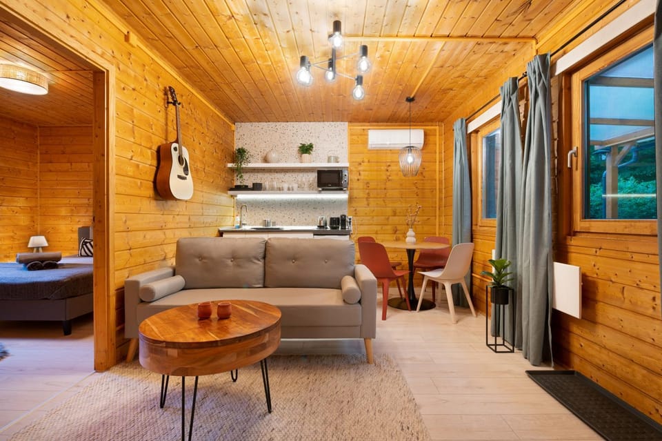 Chillout Apartman Noszvaj House in Slovakia