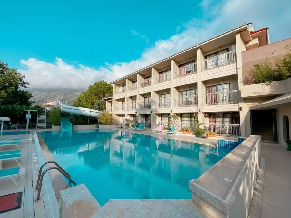Day, Natural landscape, Pool view, Swimming pool, Swimming pool