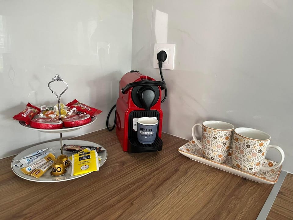 Tiffany's apartments -2' walk from Metro Apartment in Athens