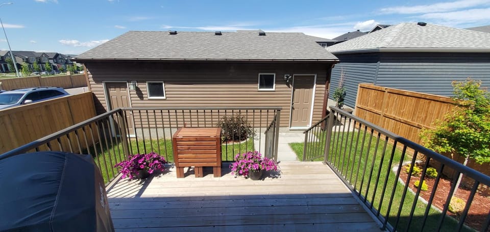 Property building, Balcony/Terrace, Garden view
