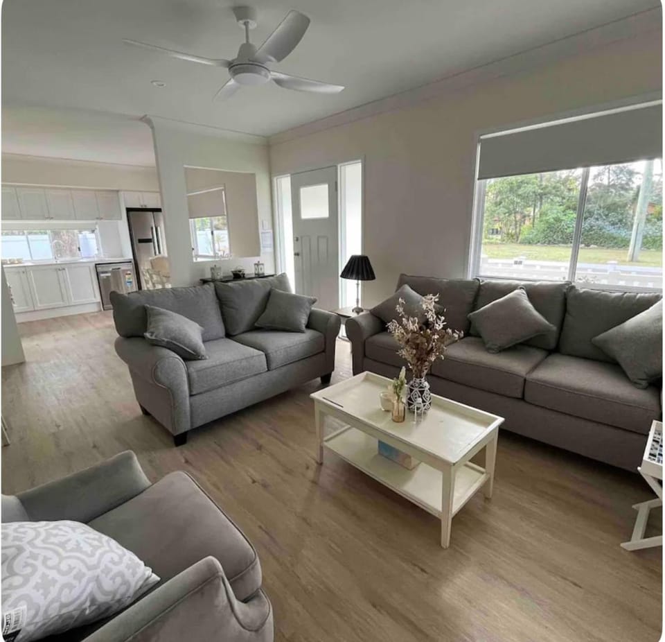 Living room, fireplace