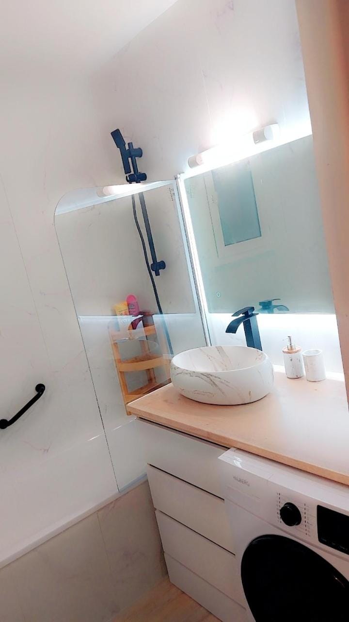 Appartement logement entiers Apartment in Occitanie