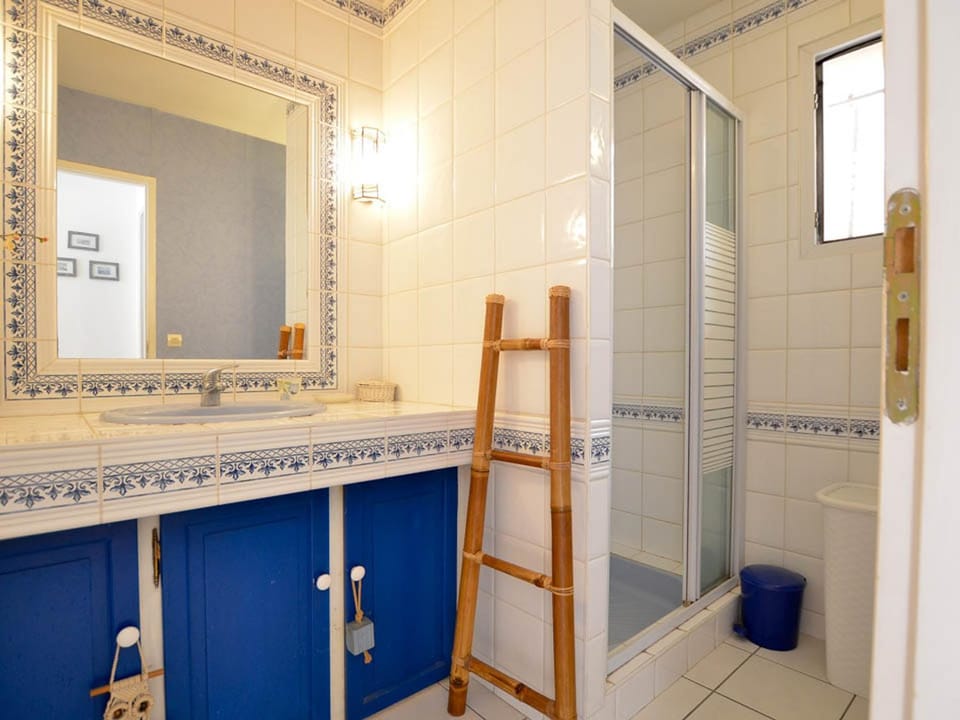 Belle Villa Moderne 3 Chambres - Proche Mer - Jardin et Parking - FR-1-705-30 Villa in Les Mathes