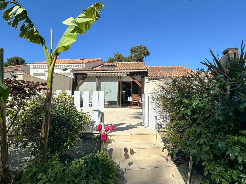 Maison mitoyenne à La Palmyre, 5 personnes - FR-1-705-29 House in Les Mathes