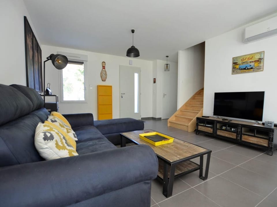 Villa Confortable La Palmyre - 6 Pers - WIFI - FR-1-705-32 House in Les Mathes