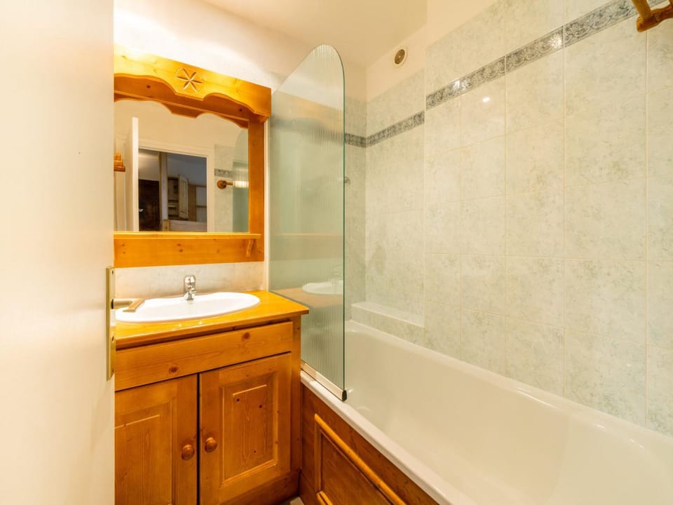 Appartement spacieux skis aux pieds pour 10 pers. avec balcon, animaux admis - FR-1-502-488 Apartment in Tignes