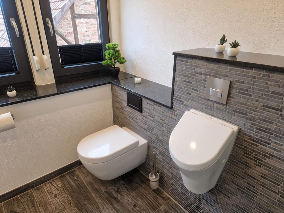Toilet, Bathroom