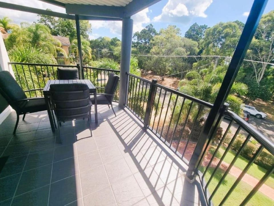 BBQ facilities, Balcony/Terrace, Seating area