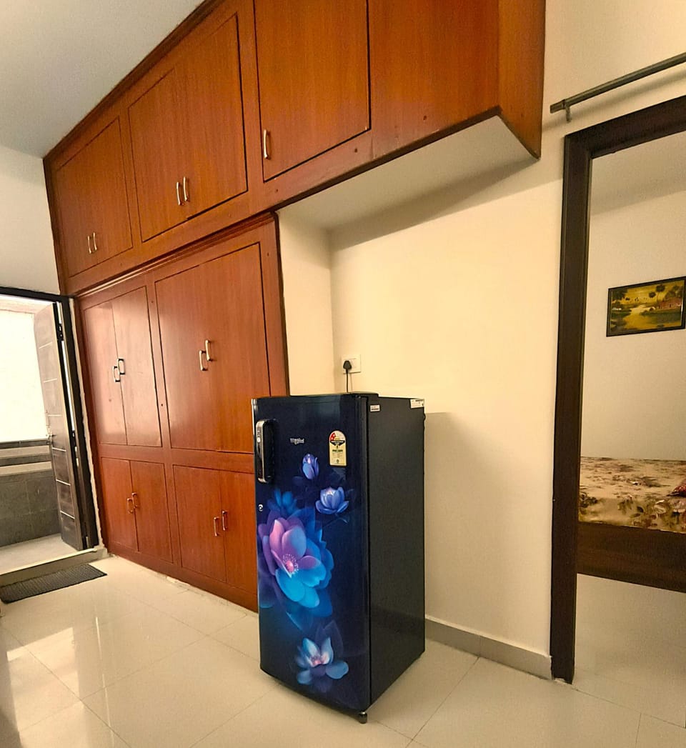 Servostay 2 Bhk Fully Furnished in Hafeezpet #202 Apartment in Hyderabad