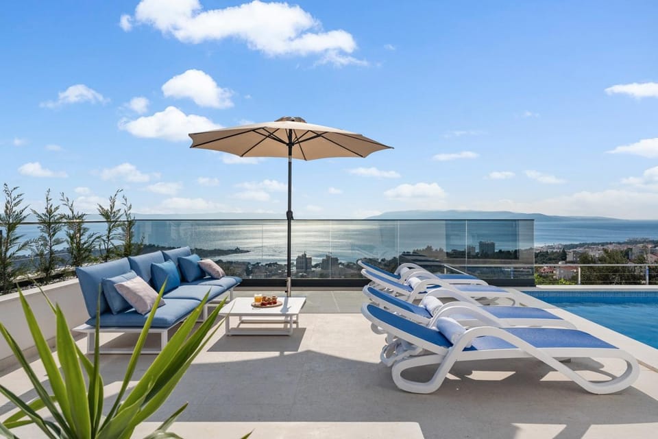 Balcony/Terrace, Sea view, air conditioner