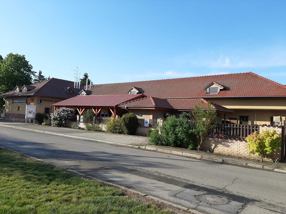 Penzion Myslivna Bed and Breakfast in South Moravian Region