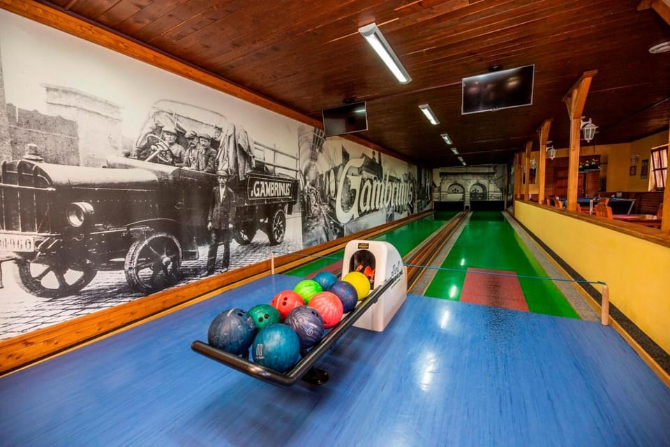 Bowling