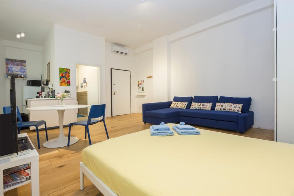 Living room, Seating area, Bedroom