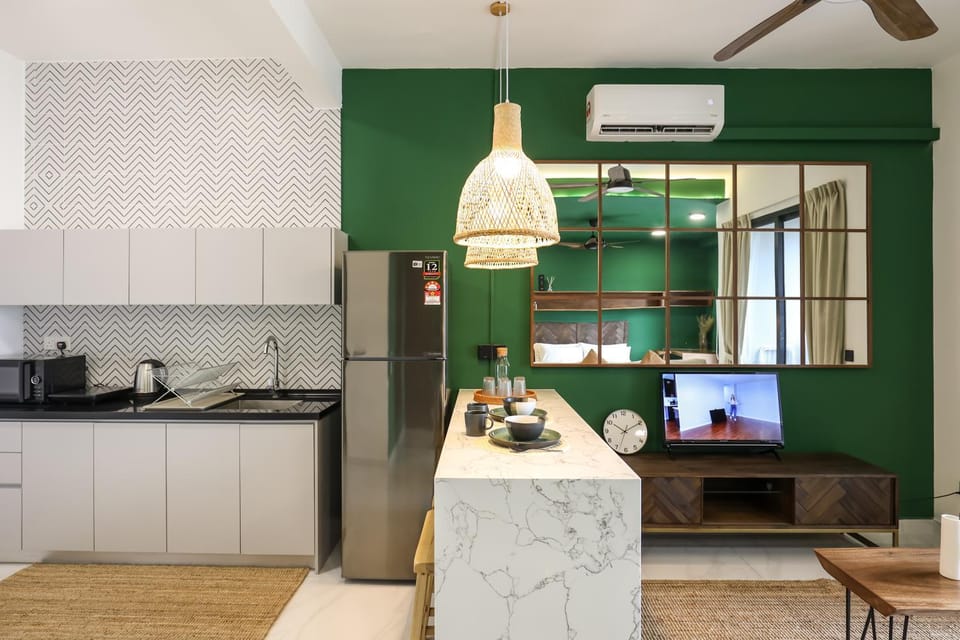 Peaceful Studio w Pool for 3 Pax - Seri Kembangan Apartment in Selangor, Malaysia