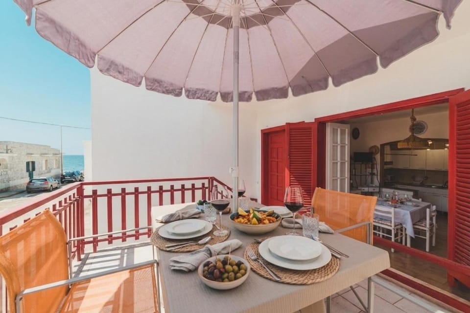 Patio, Dining area