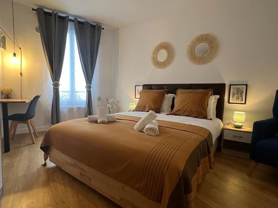 Flex Check in - Métro 14 et 7 - Free Parking - Late check out possible Apartment in Île-de-France