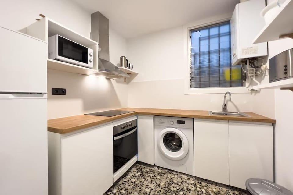 BeBarceloner Eixample Apartments - 3 bedrooms Apartment in Barcelona
