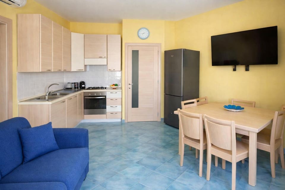 TV and multimedia, stove, kitchen